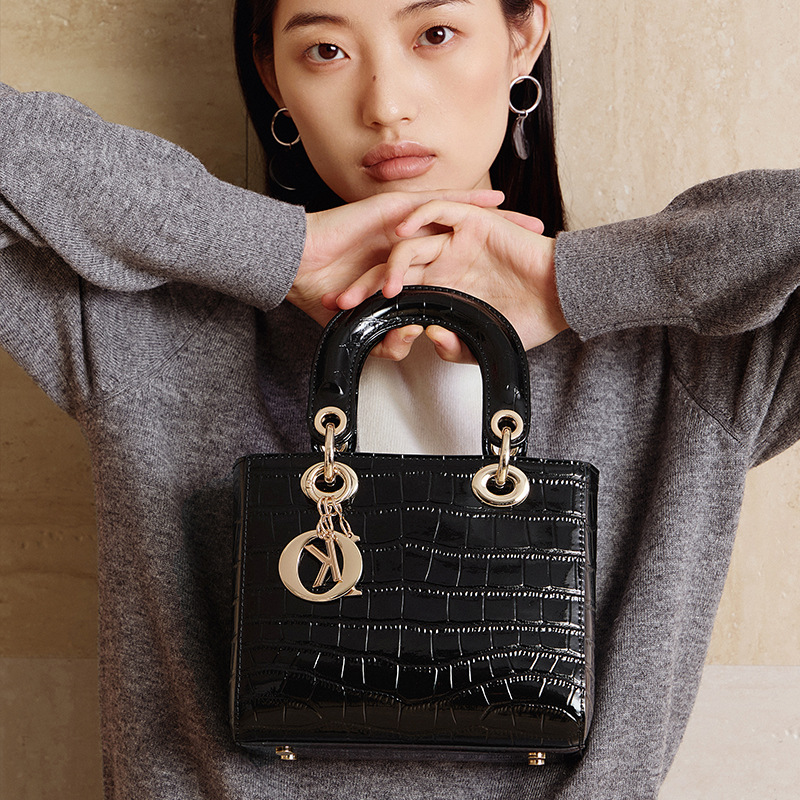 กระเป๋าสะพายข้างผู้หญิงขนาดเล็ - Women Bags Jw Pei บทวิจารณ์และราคา