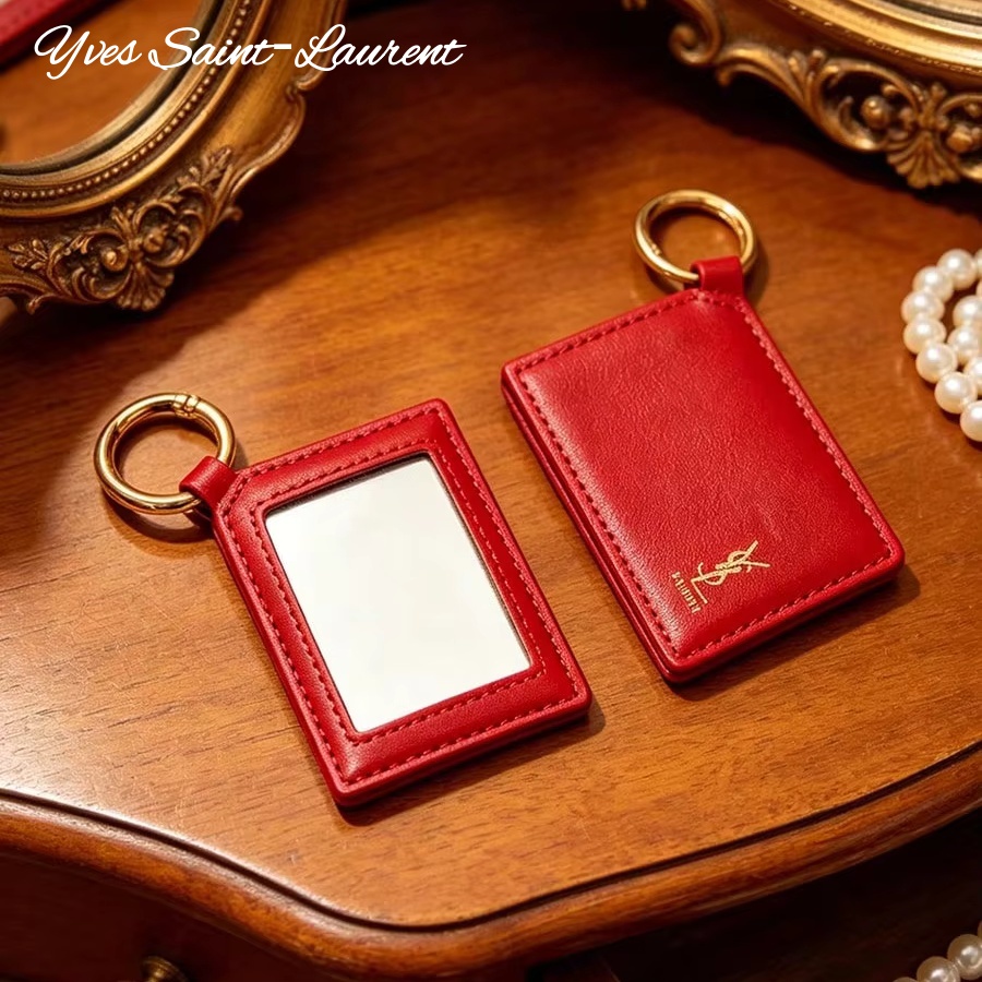 กระจกแต่งหน้าแบบพกพา YSL ทรงสี - Women'S Bags Holiday บทวิจารณ์และราคา